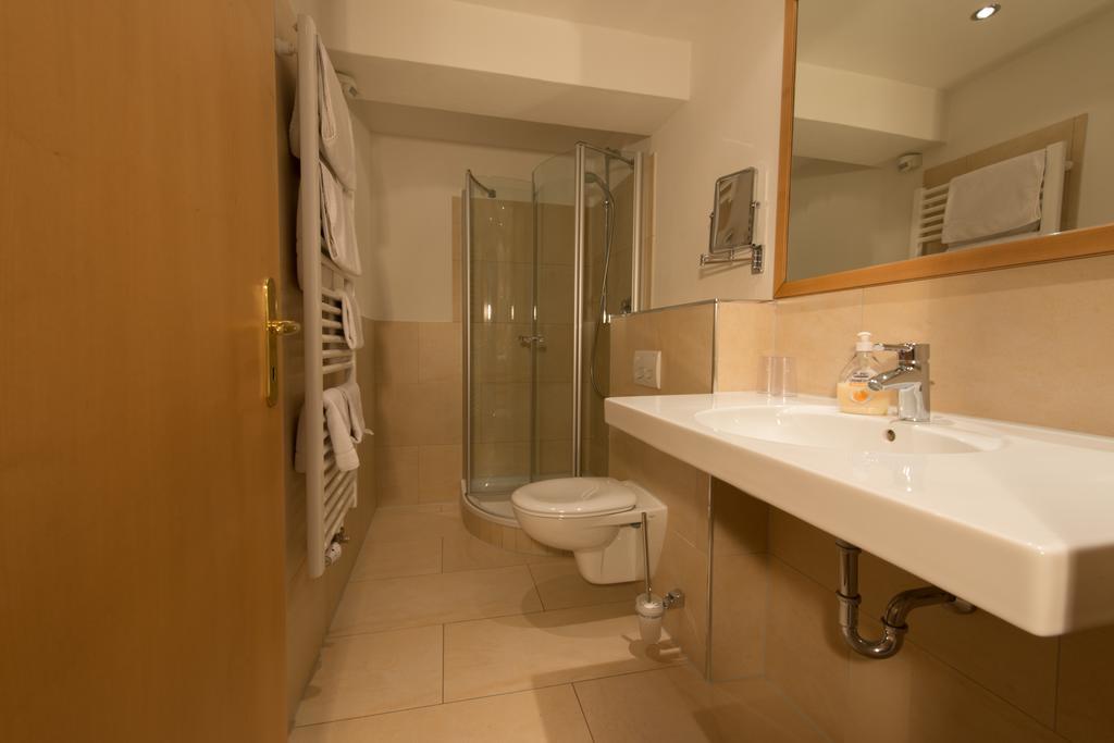 Hotel St. Ulrich Garni Ottobeuren Dış mekan fotoğraf