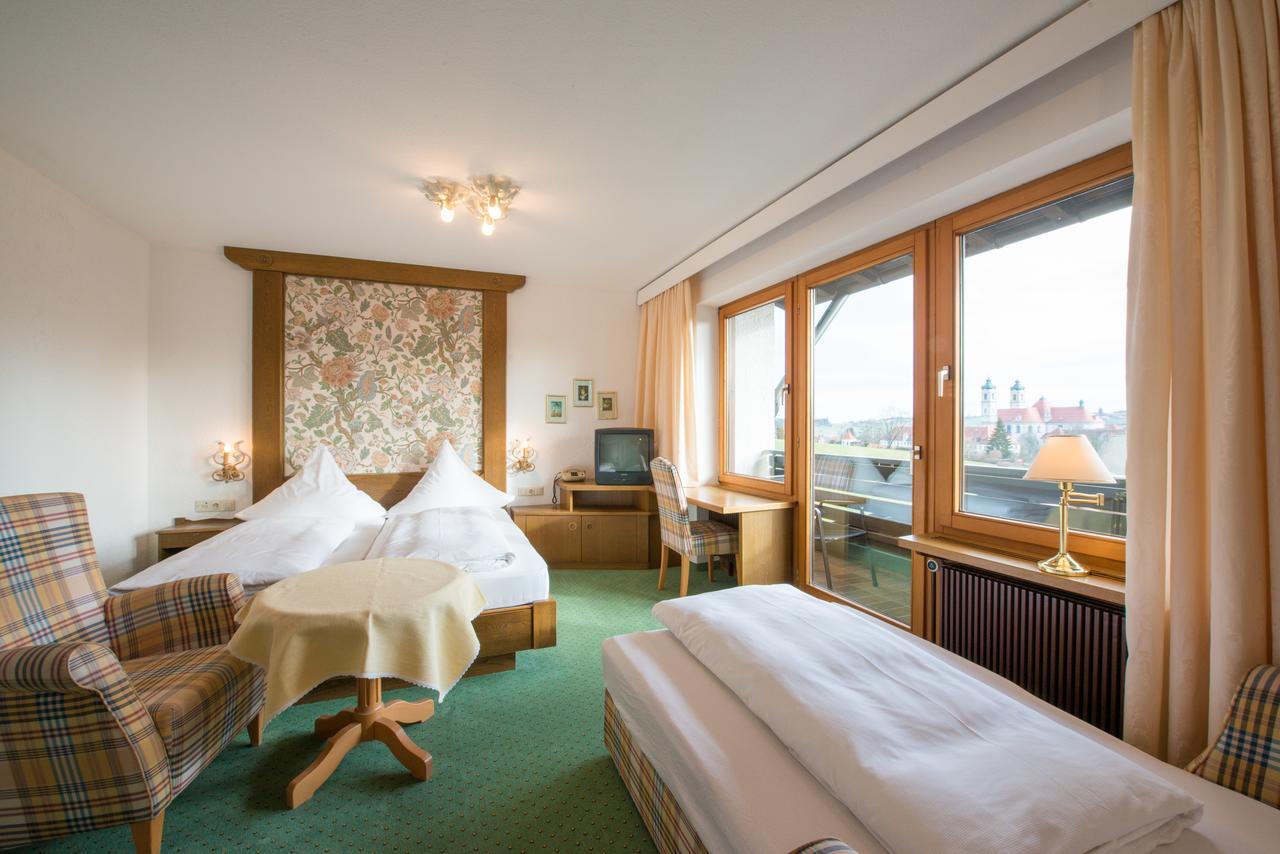 Hotel St. Ulrich Garni Ottobeuren Dış mekan fotoğraf